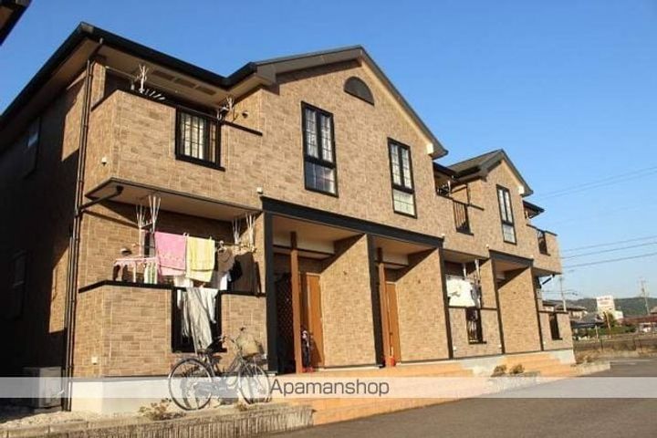 岐阜県可児郡御嵩町中の賃貸アパートの外観