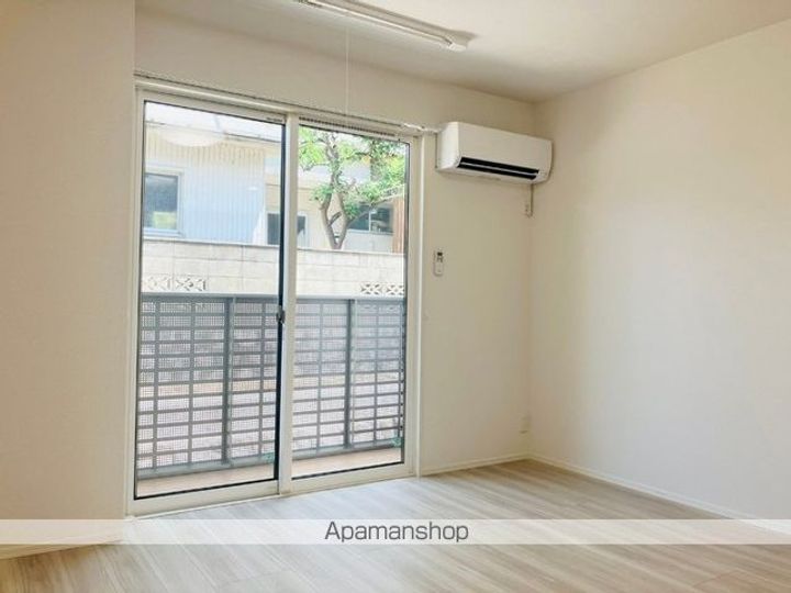 グランドメゾン城ケ丘の居間