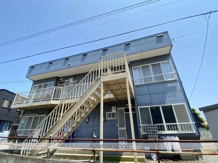 シャトークイーン2F右の外観