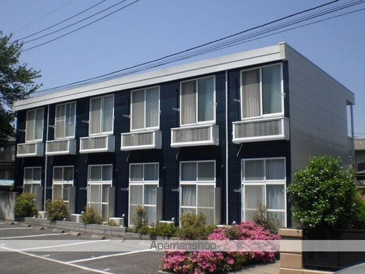 レオパレスパイン ブルーム Ⅰの外観