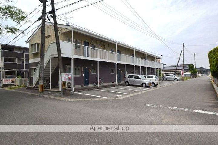 熊本県八代市田中西町の賃貸アパートの外観