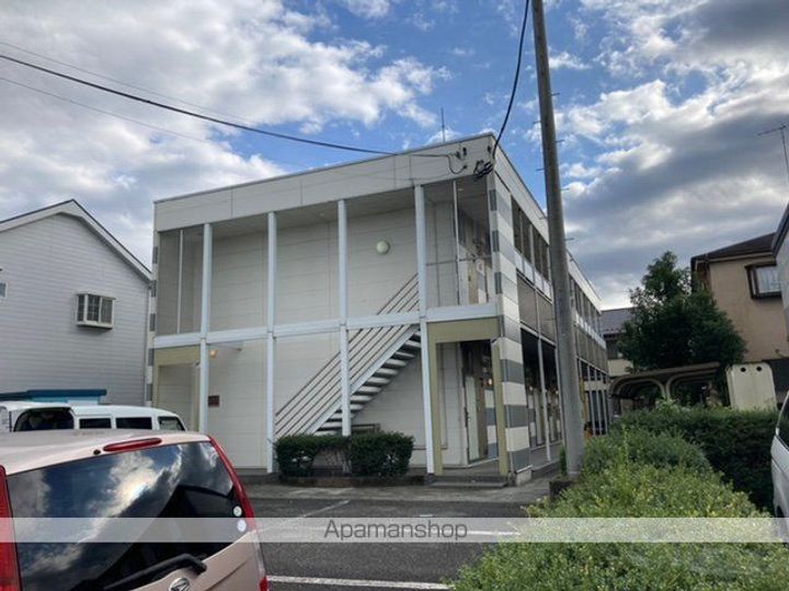 レオパレスカーサホープ2号館の外観