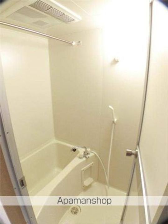 シャン・ポワール101の風呂