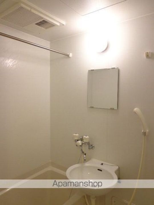 レオパレスピュアザハート203の風呂