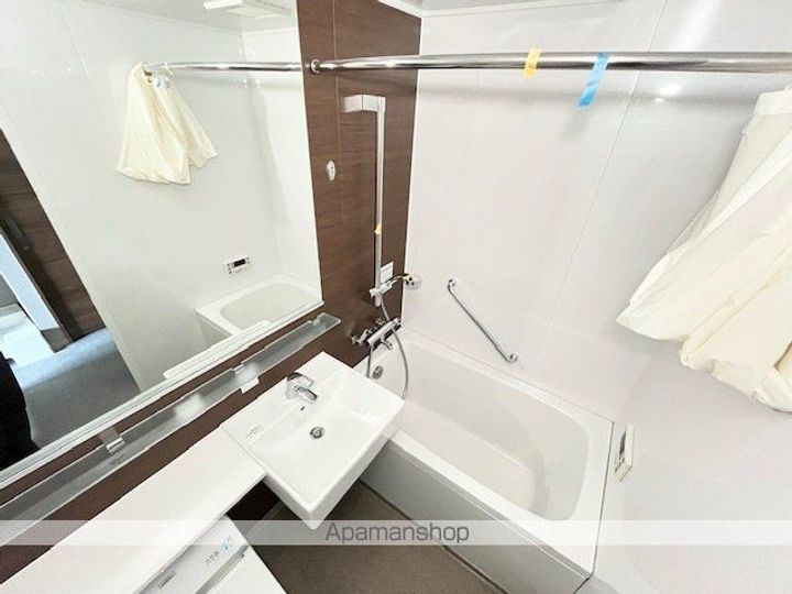 滋賀県大津市雄琴北2丁目の賃貸アパートの風呂