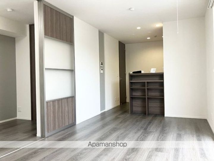 ディアライズ久米中央の居間