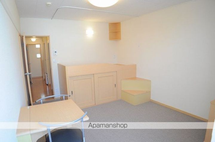 レオネクストパストラル セゾンの居間