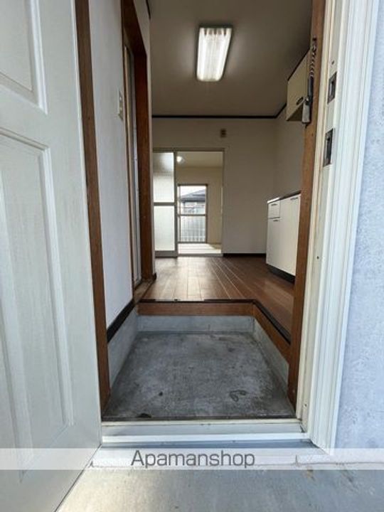 アシオハイツ101の玄関