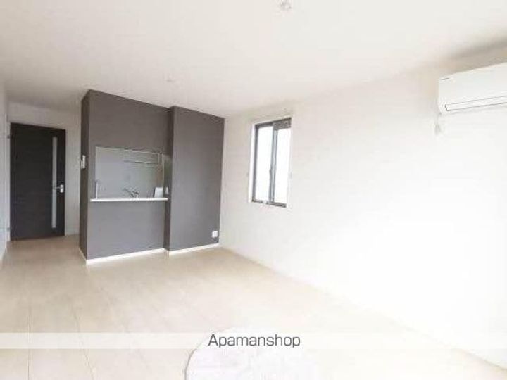 香川県さぬき市造田是弘の賃貸アパートA201の居間