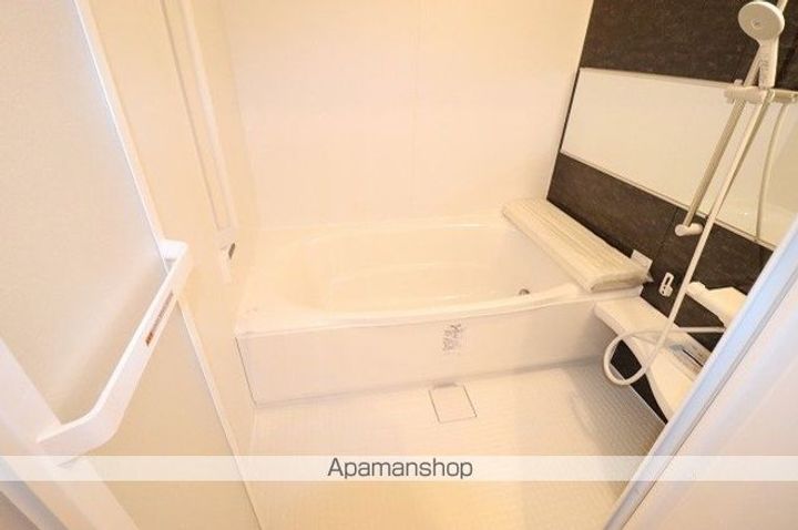 アベニュー Aの風呂