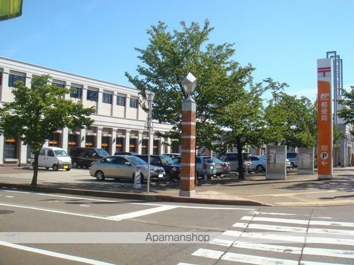 ロイヤルガーデン子安 Aの周辺