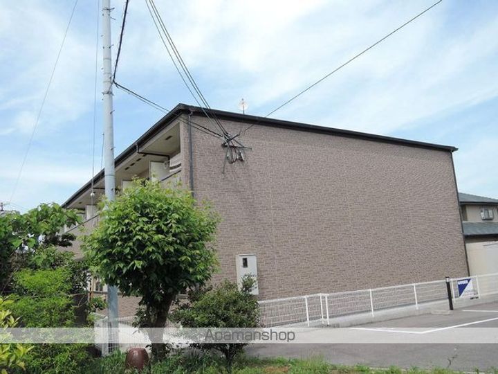 シャインコート205の外観