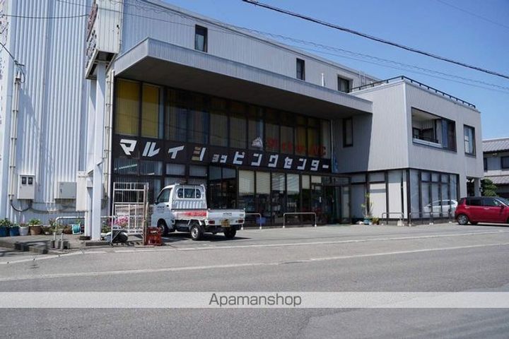 レオパレスマルベリー金磯の周辺