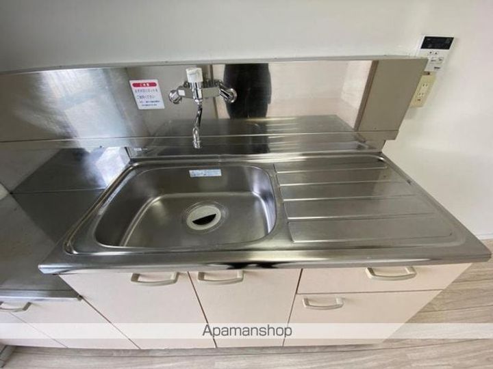 香川県さぬき市志度の賃貸マンションの内装