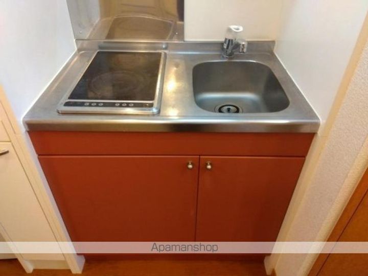 香川県高松市林町の賃貸アパートのキッチン