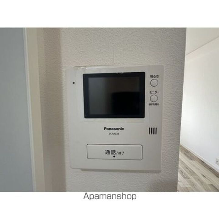 ナビオ杁中4Cの内装