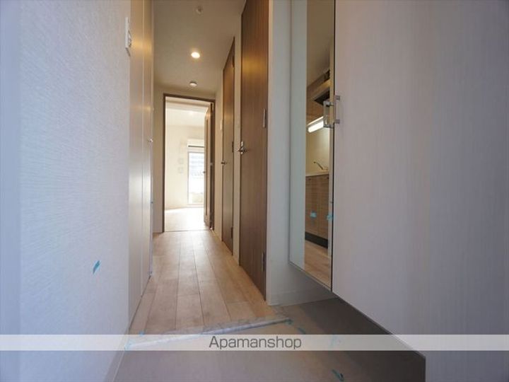 愛知県名古屋市中区新栄1丁目の賃貸マンションの玄関