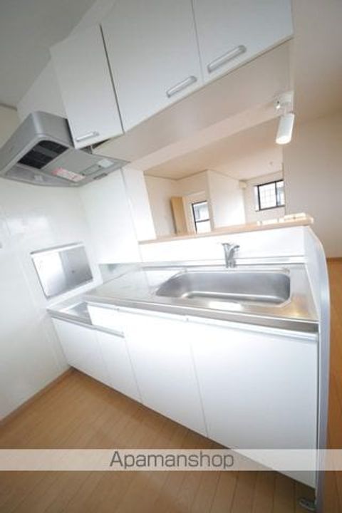 東京都日野市万願寺6丁目の賃貸マンションのキッチン