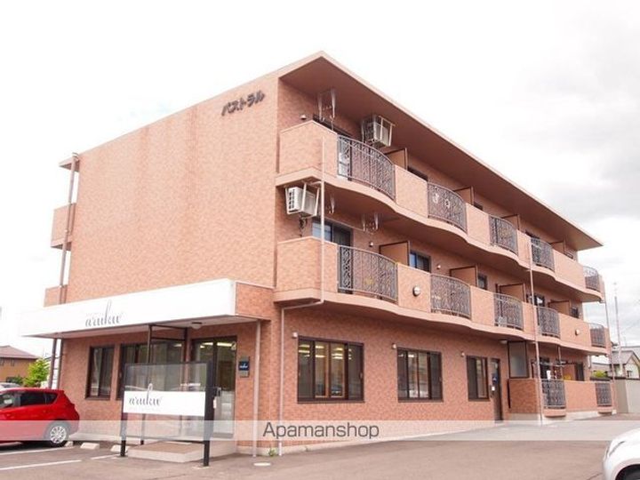 パストラルの外観