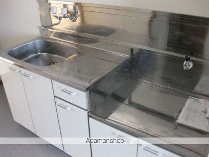 ニューホンマハイツのキッチン