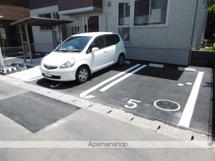 クレア中倉のその他画像