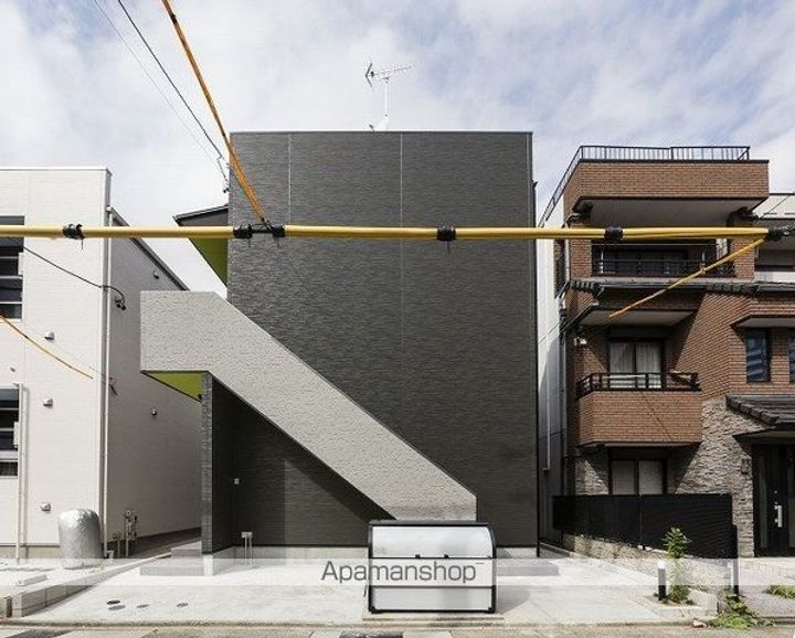 アルナージ川西(アルナージカワニシ)の外観