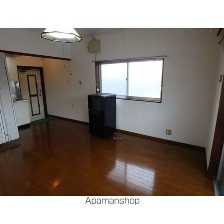 コーポ長屋の居間