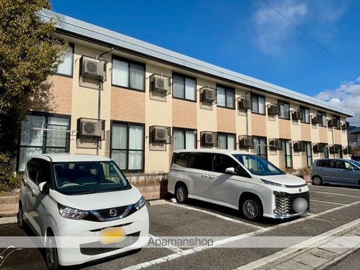 レオパレス上赤砂202の外観