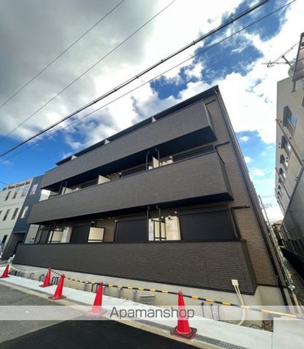 セレニティ照ヶ丘矢田A棟の外観