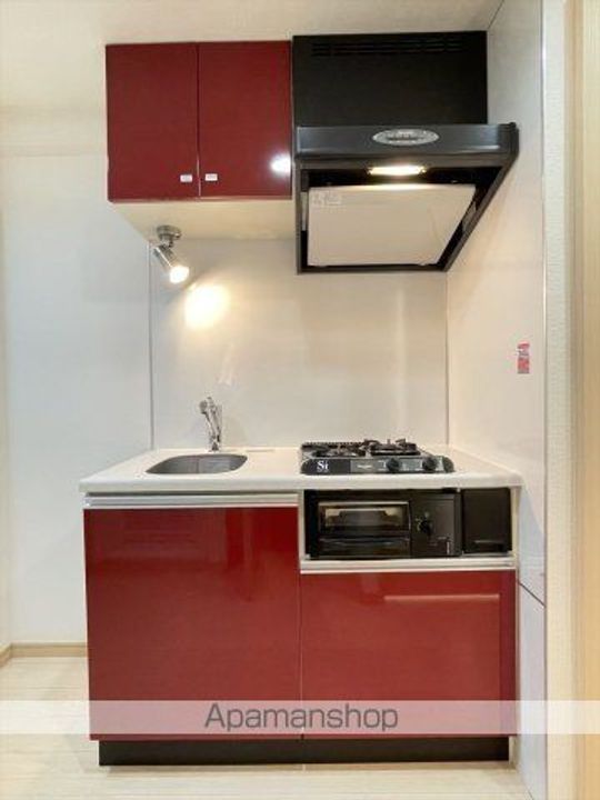 スカイコート武蔵小杉壱番館704号室のキッチン