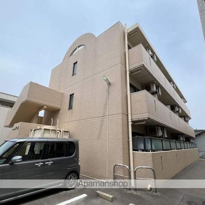愛知県名古屋市守山区小幡南2丁目の賃貸マンションの外観