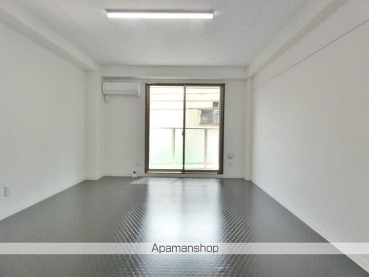 KANDM別館の居間