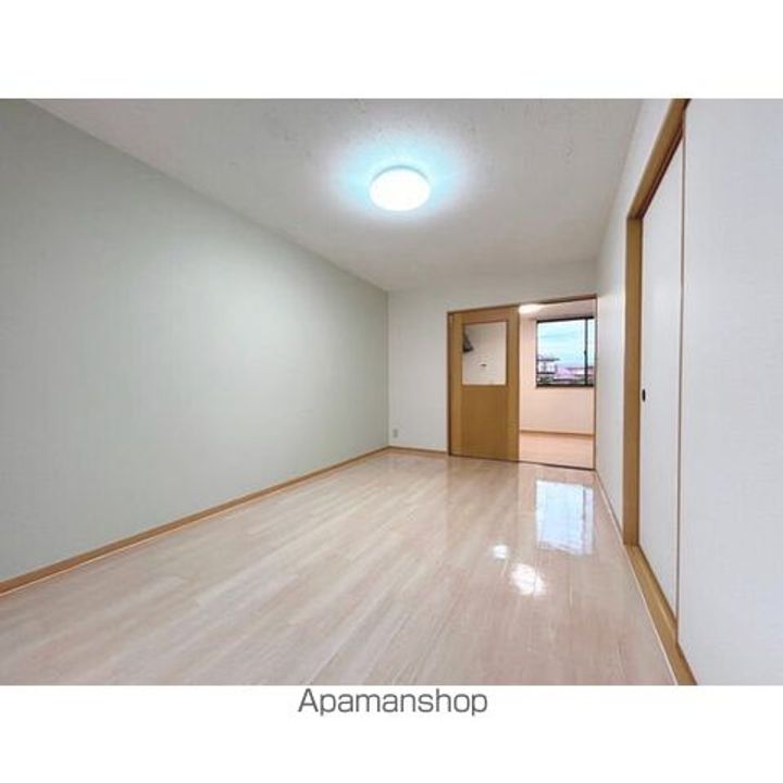 ガーデンタウンの居間