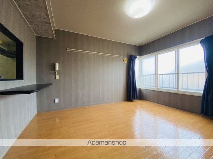 ノースコート深堀Ⅰの居間