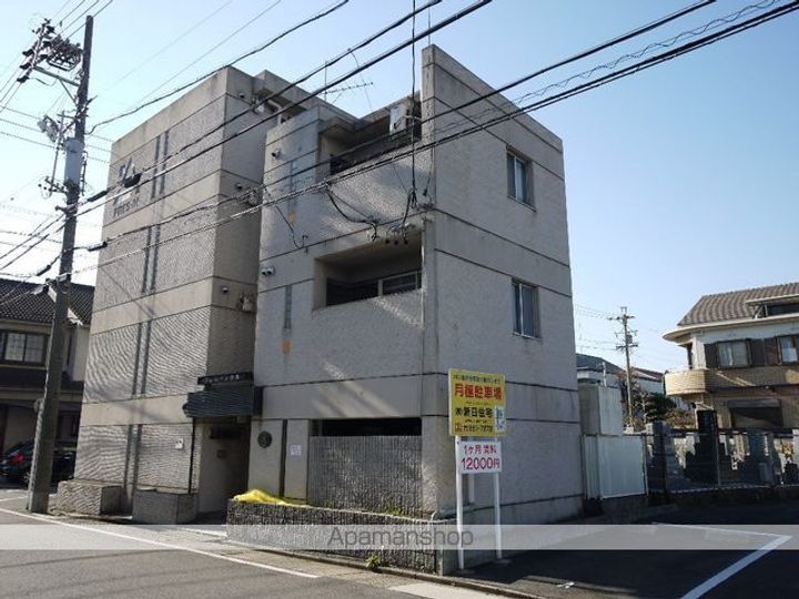 プレスイン駒場の外観