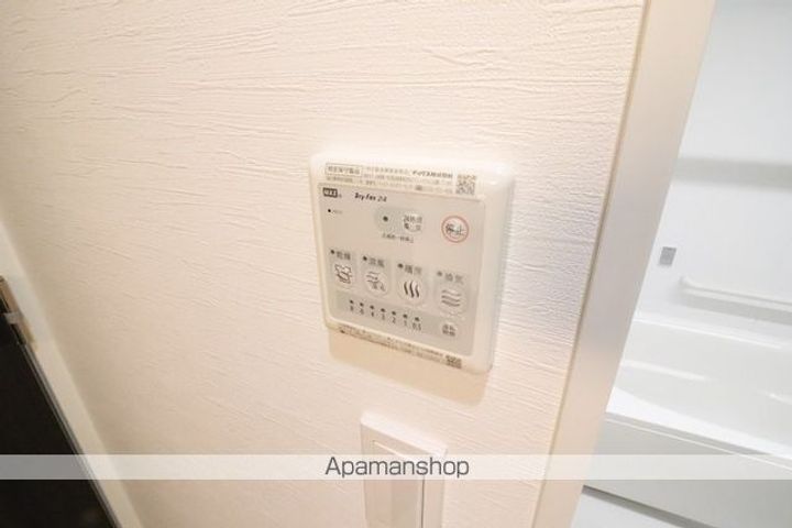 東京都立川市幸町3丁目の賃貸マンションの内装