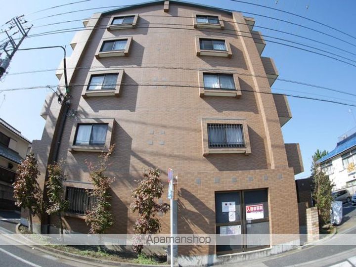 東京都青梅市河辺町7丁目の賃貸マンションの外観