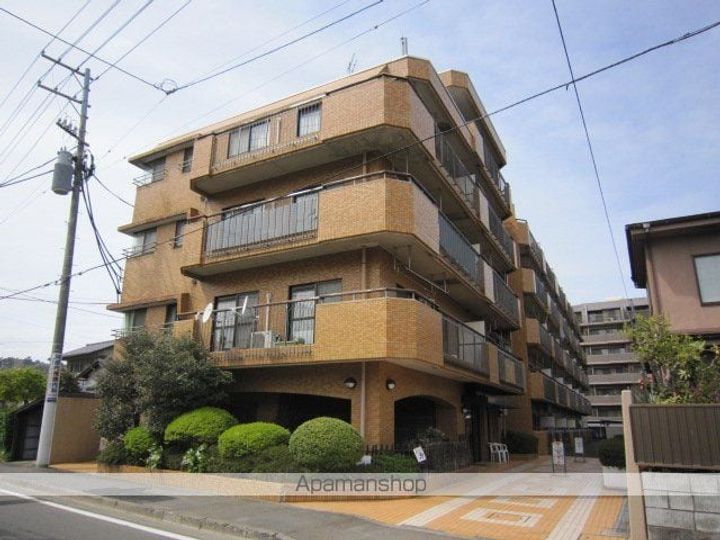 ダイアパレス八幡の外観