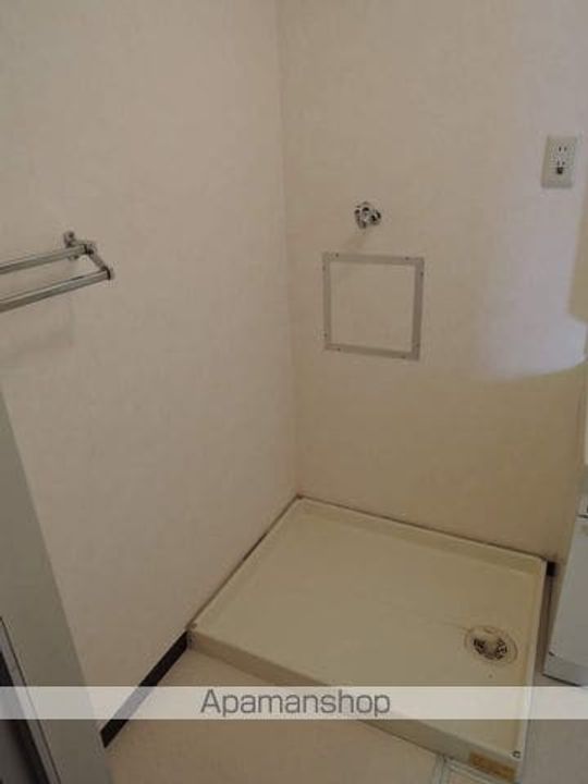 ホワイトウェル412の内装