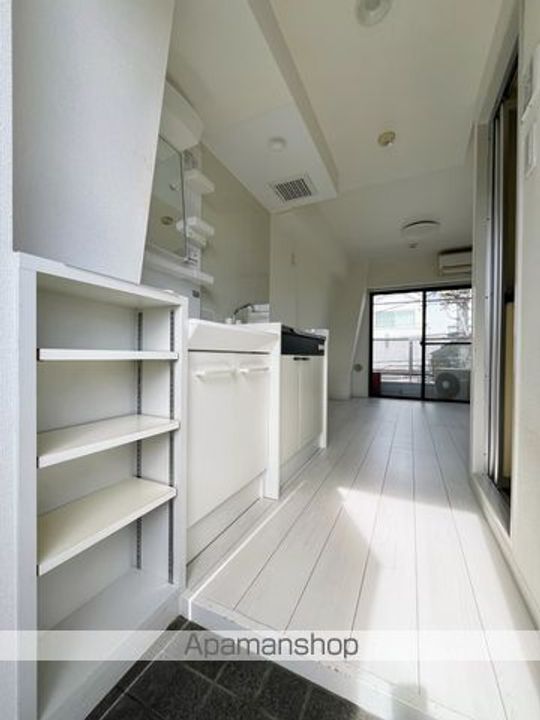 メビウス中和泉の玄関