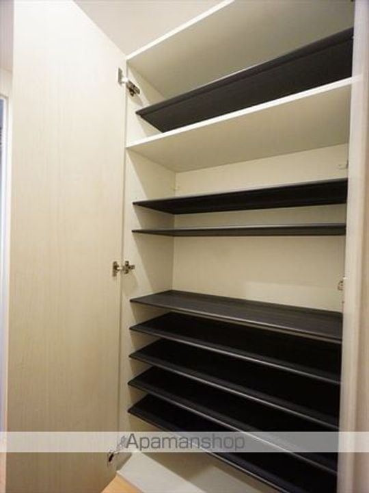 クレストタワー栄の内装