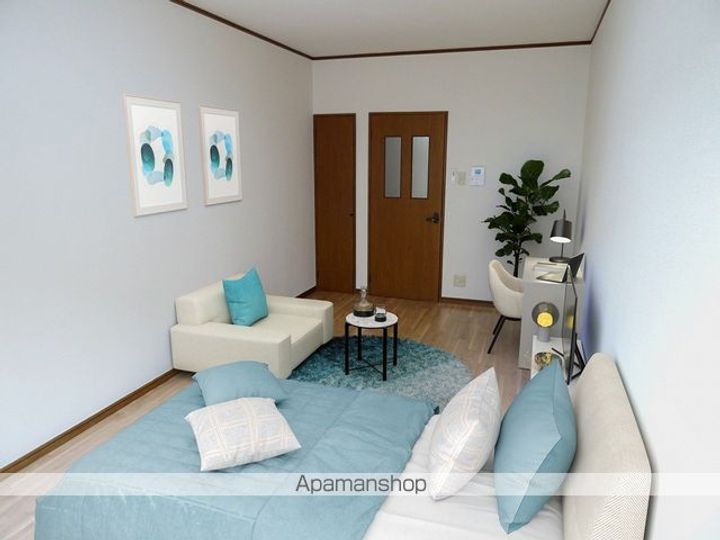 宮城県仙台市太白区萩ケ丘の賃貸アパートの居間