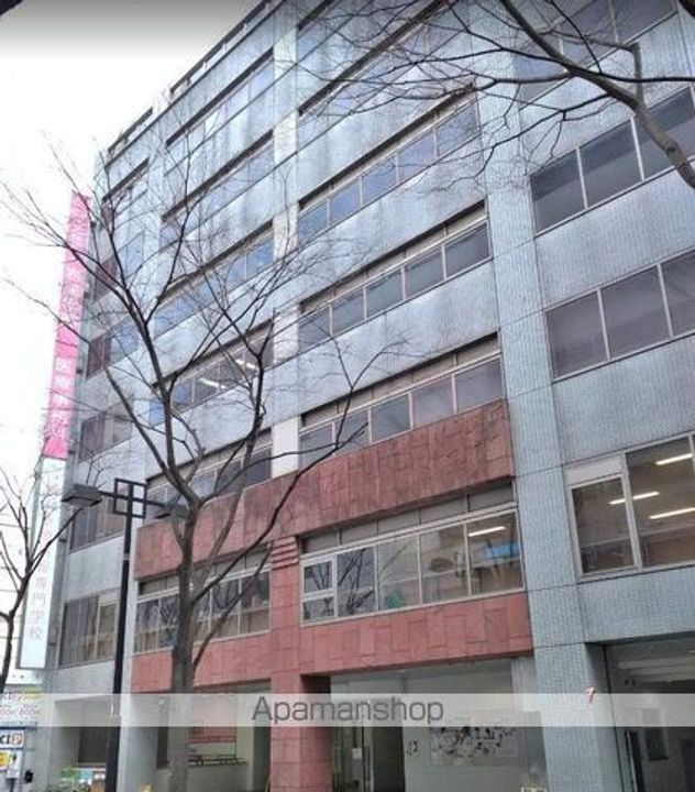 ファミーユ第2前川ビルの周辺