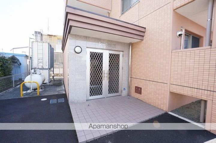 シャテロ巴の外観