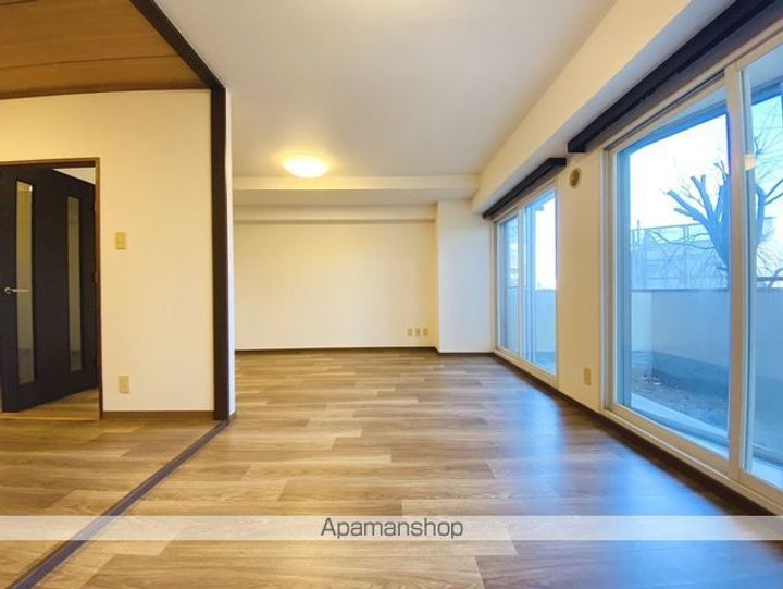 ロイヤルシティ弐番館青柳の内装