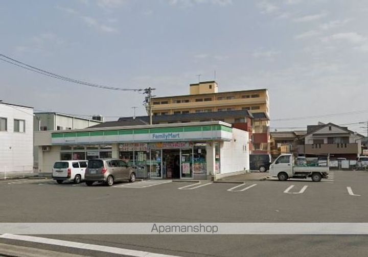 エレガンス山川Ⅱの周辺