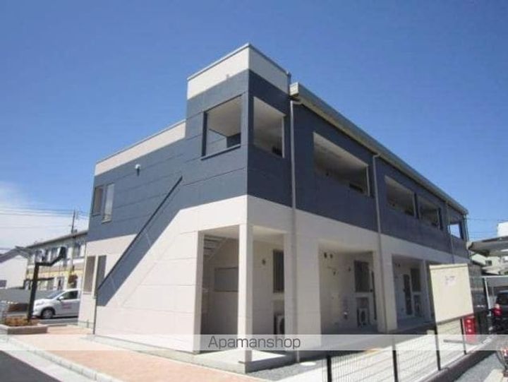 パープルオリエンテの外観