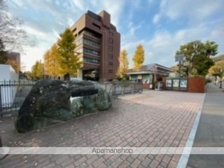 レオパレスフローラ湯築104の周辺