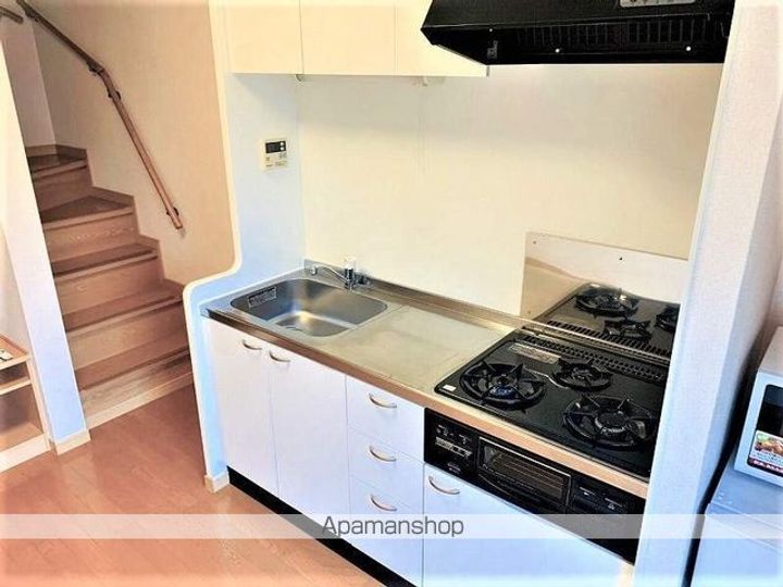 レオパレススプリングバレーのキッチン