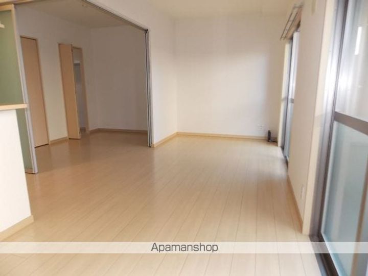 CHARMANT MUKAIYAMAの内装